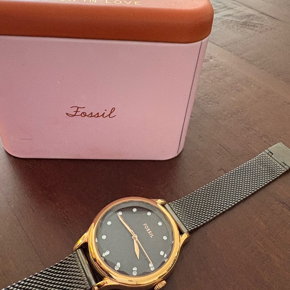 Fossil women’s Black Mesh Watch